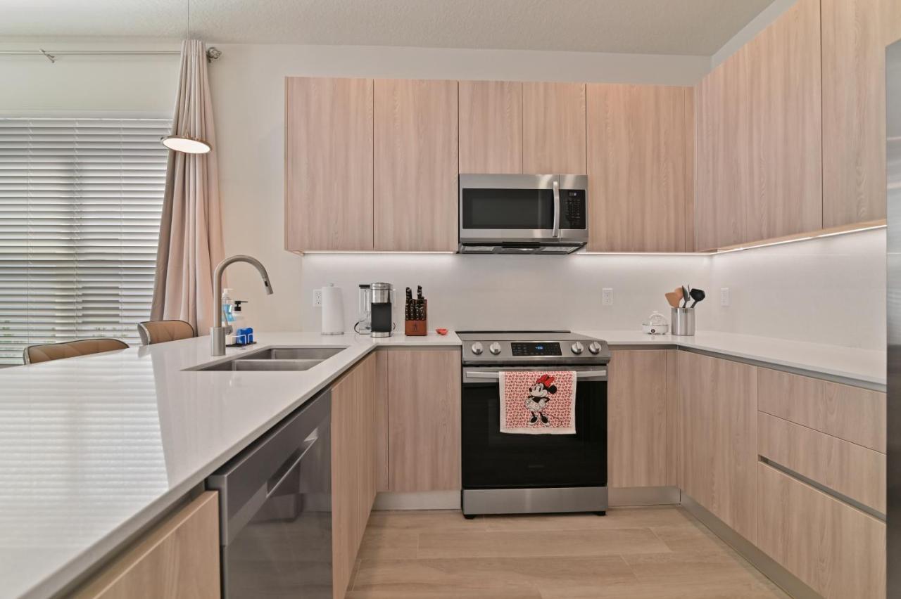 New Modern & Spacious Townhouse Near Disney - 4Br And 3Fb Orlando Eksteriør billede