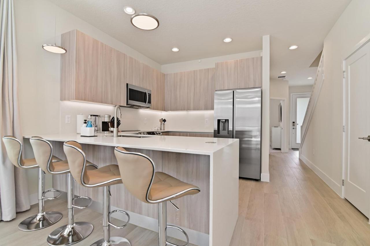 New Modern & Spacious Townhouse Near Disney - 4Br And 3Fb Orlando Eksteriør billede